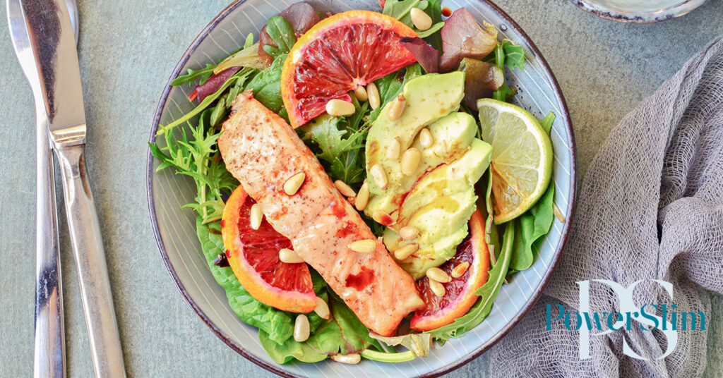 Frischer Lachs-Avocado-Salat