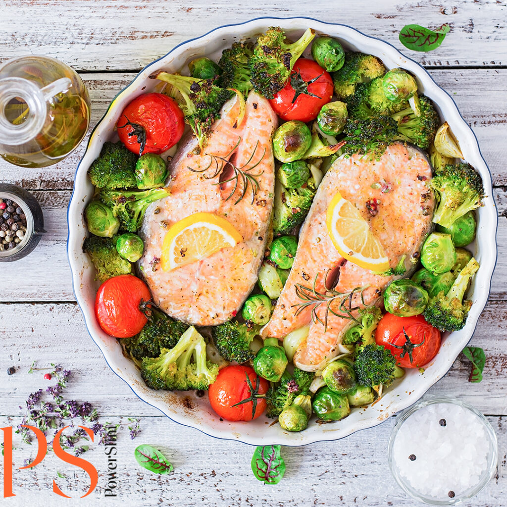 Frischer Lachs mit Rosenkohl, Brokkoli und Tomate aus dem Ofen