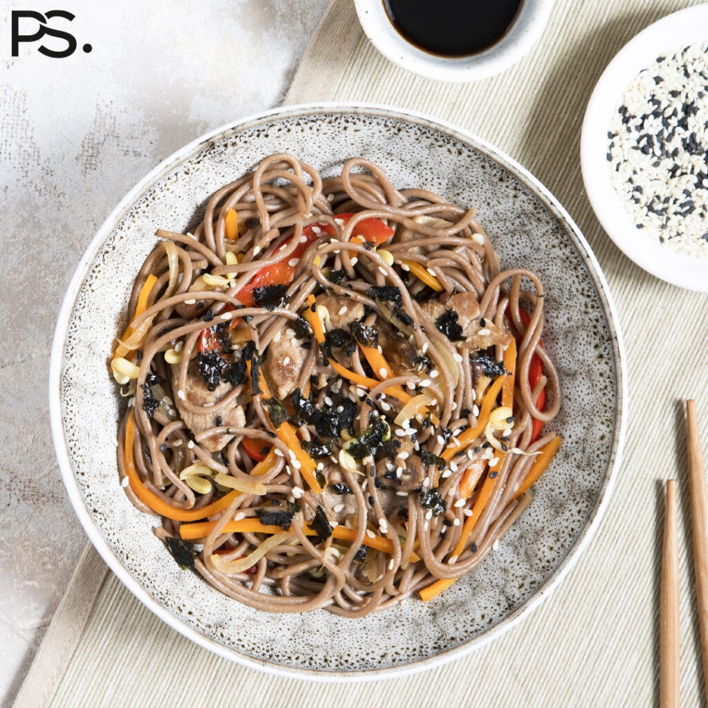 Spaghetti mit Paprika und Nori
