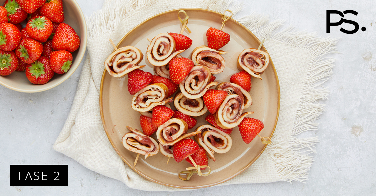 Pfannkuchen-Erdbeer-Spieße