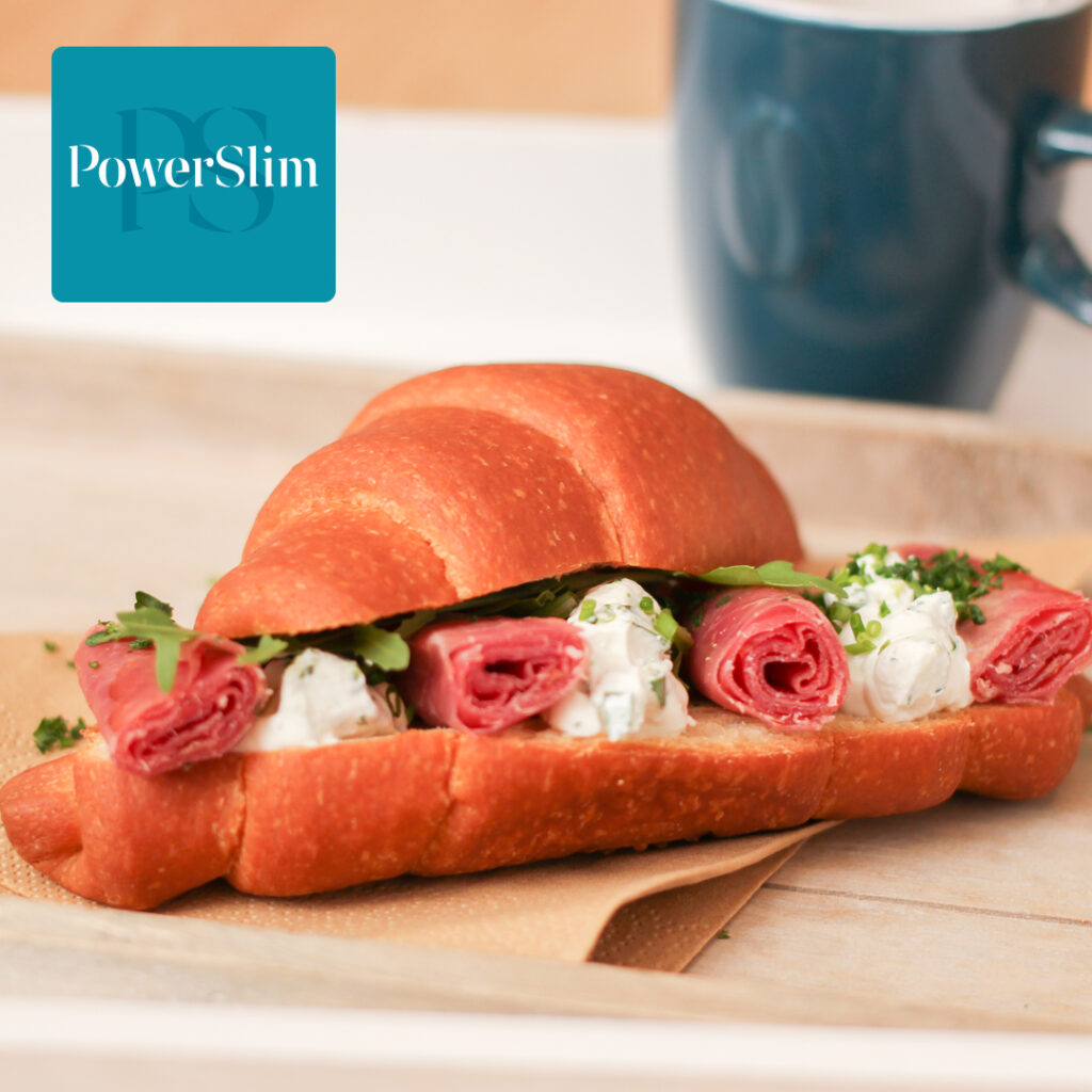 Croissant mit Ziegenkäse und Rohschinken