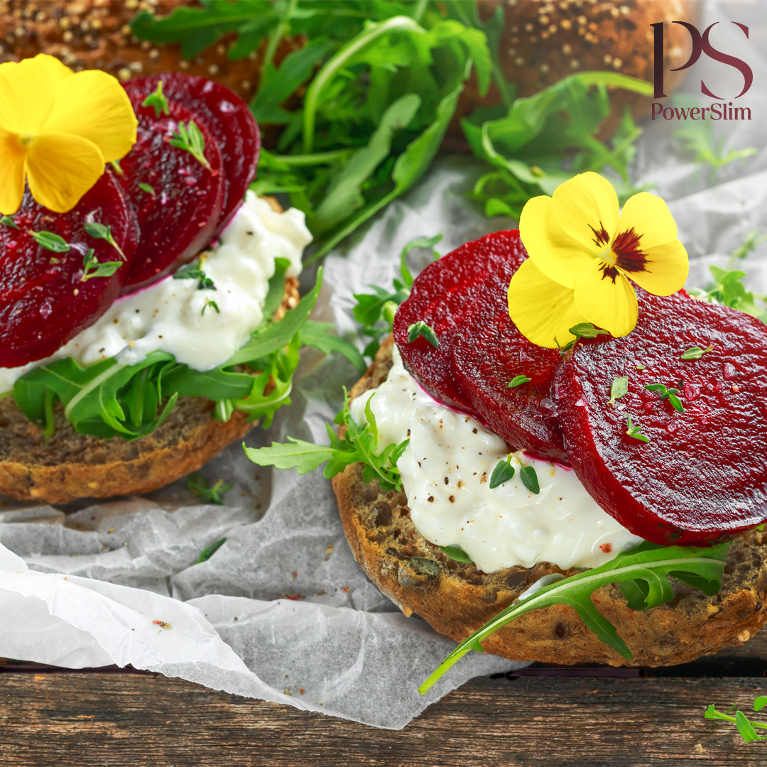 Mehrkorn-Brötchen mit Roter Bete